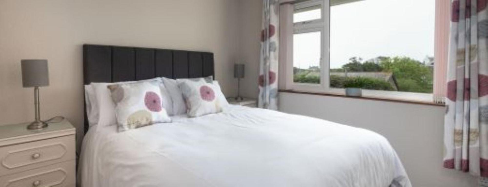 'sea Glimpse' In The Coastal Devon Village Of East Prawle Holiday home