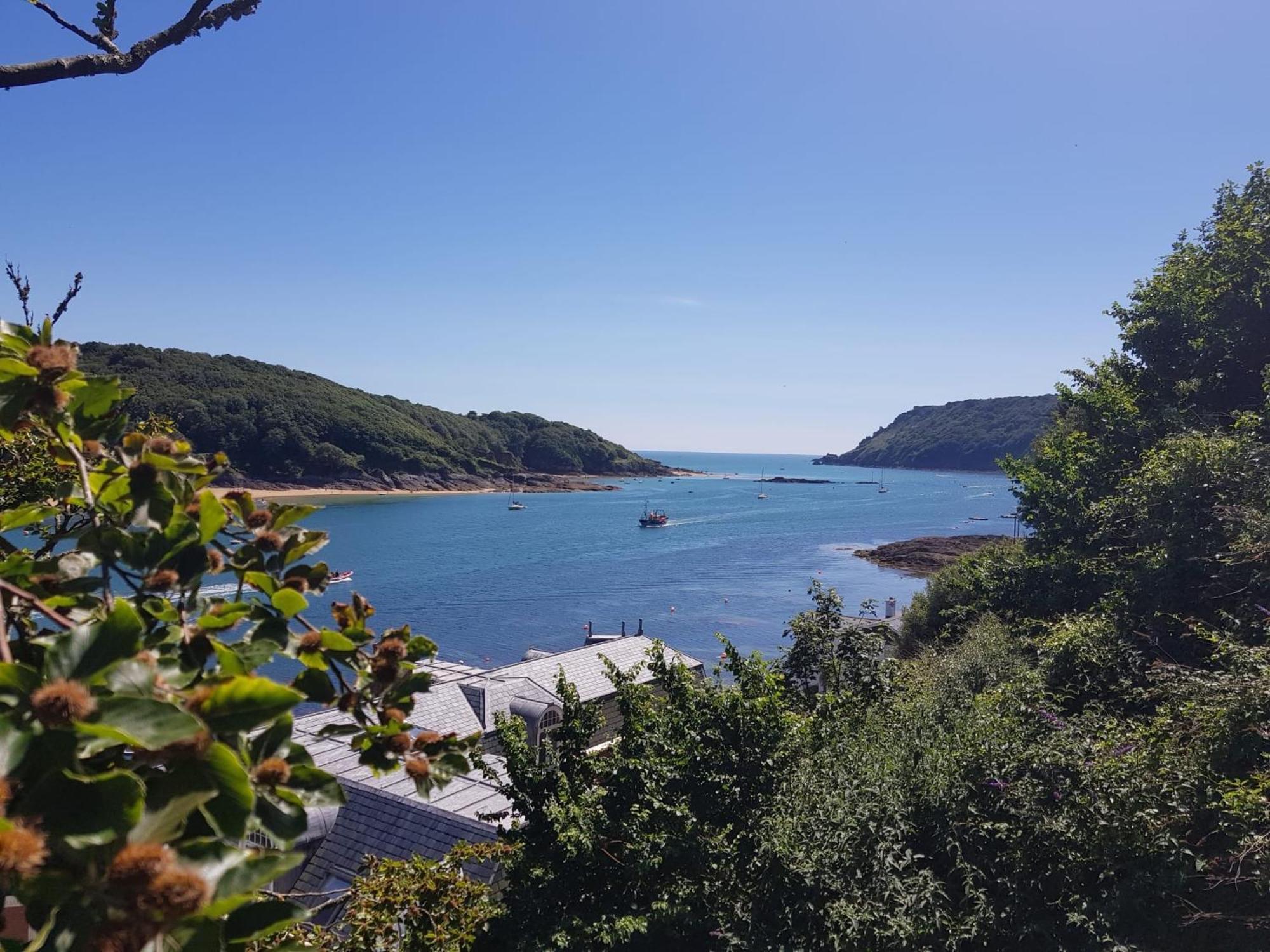 'sea Glimpse' In The Coastal Devon Village Of East Prawle West Prawle