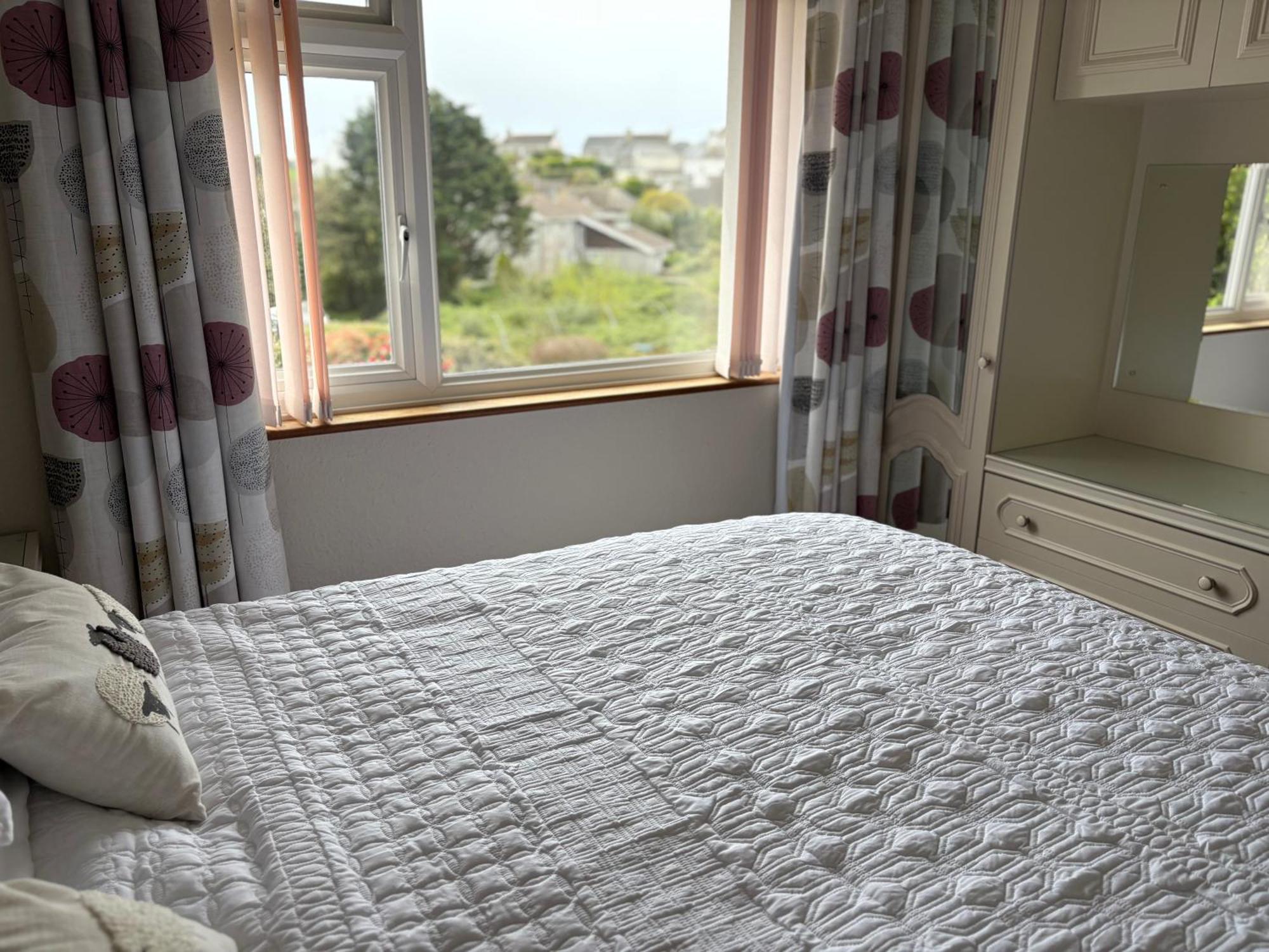 'sea Glimpse' In The Coastal Devon Village Of East Prawle